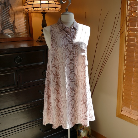 Equipment Dresses & Skirts - Equipment Blush Snake Print Dress NWT